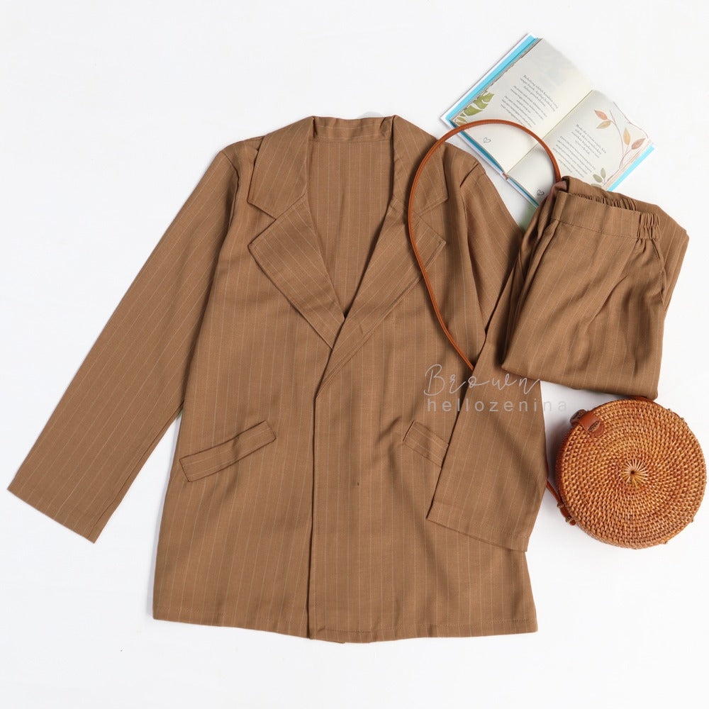 Ghania Blazer