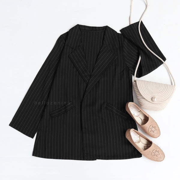 Ghania Blazer